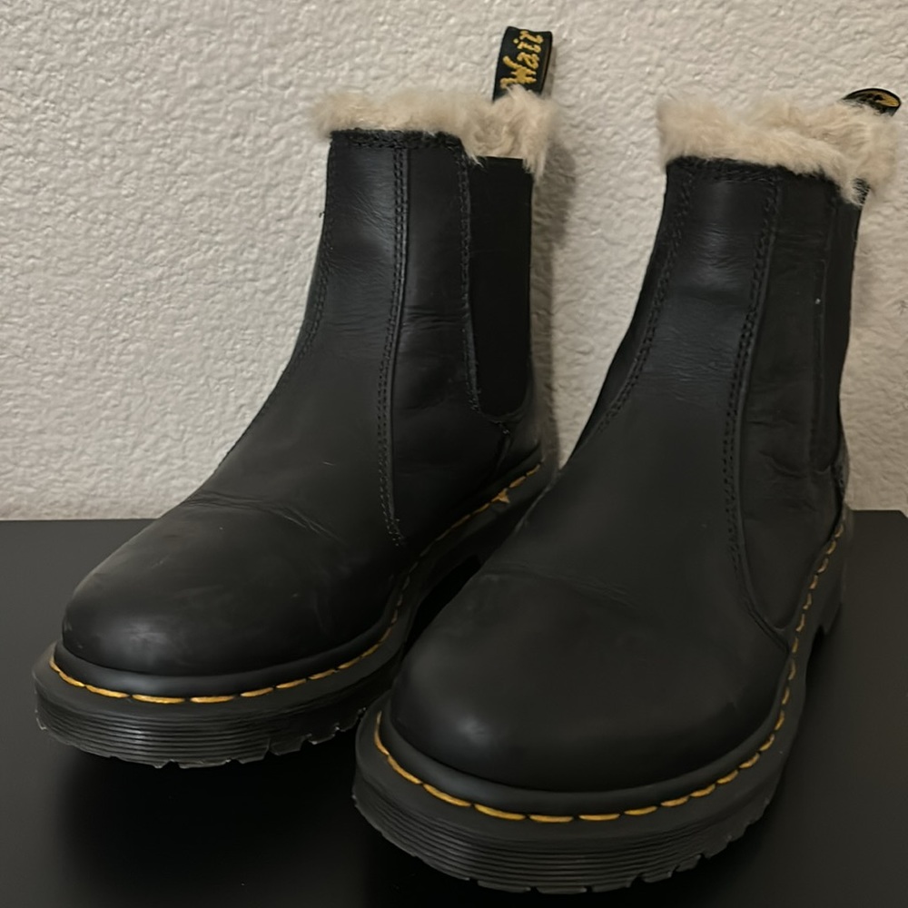 Dr Martens 2976 Leonore Women’s Chelsea Boots - Picture 2 of 7